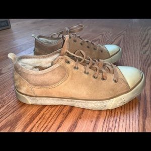 Ugg Sneaker